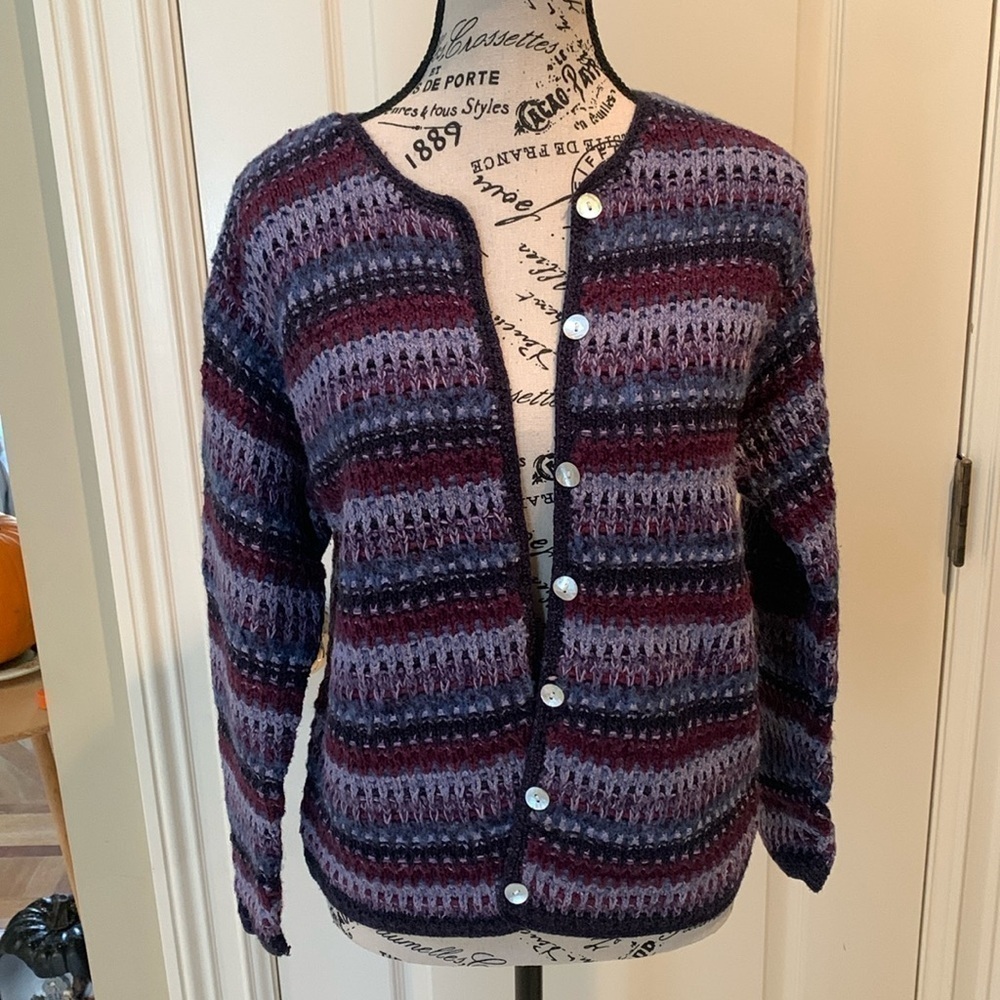 Talbots women’s hand knit cardigan. Size medium/petite